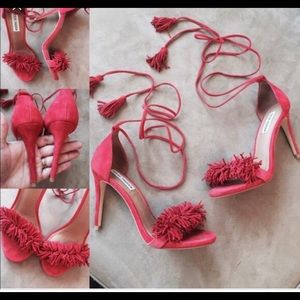 STEVE MADDEN Sassy Heel